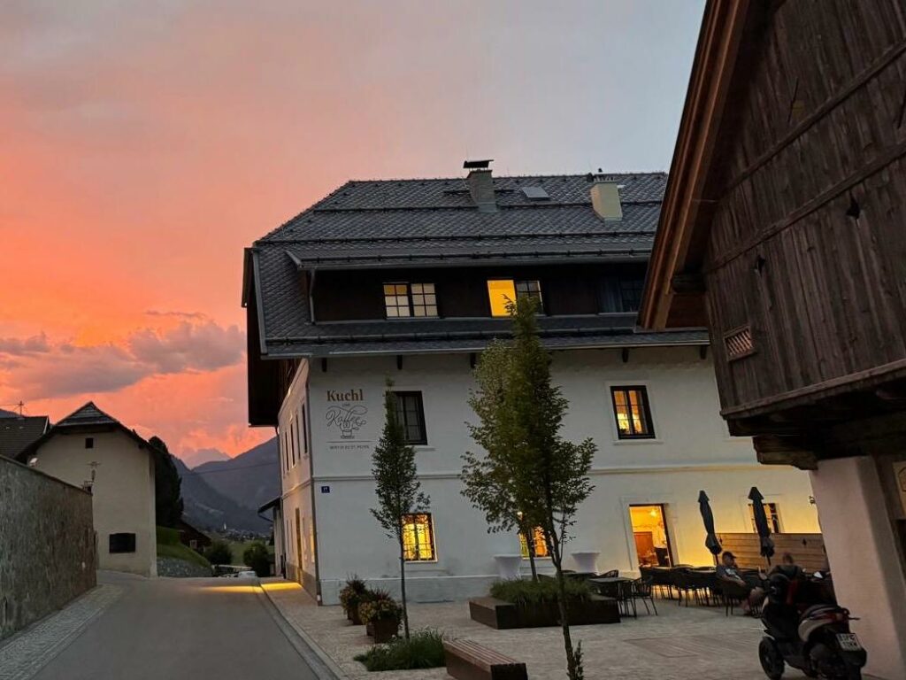 WhatsApp Image 2025-10-11 at 15.12.52